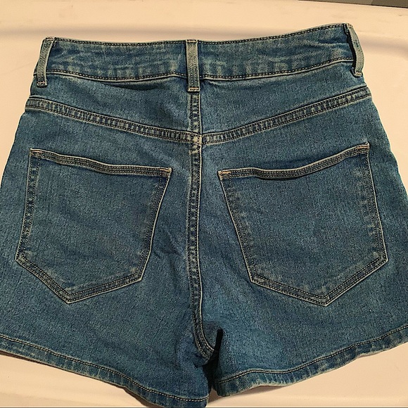 H&M high waist denim shorts - Picture 4 of 7